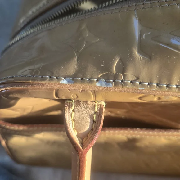 Louis Vuitton Gold Monogram Handbag - Picture 12 of 12